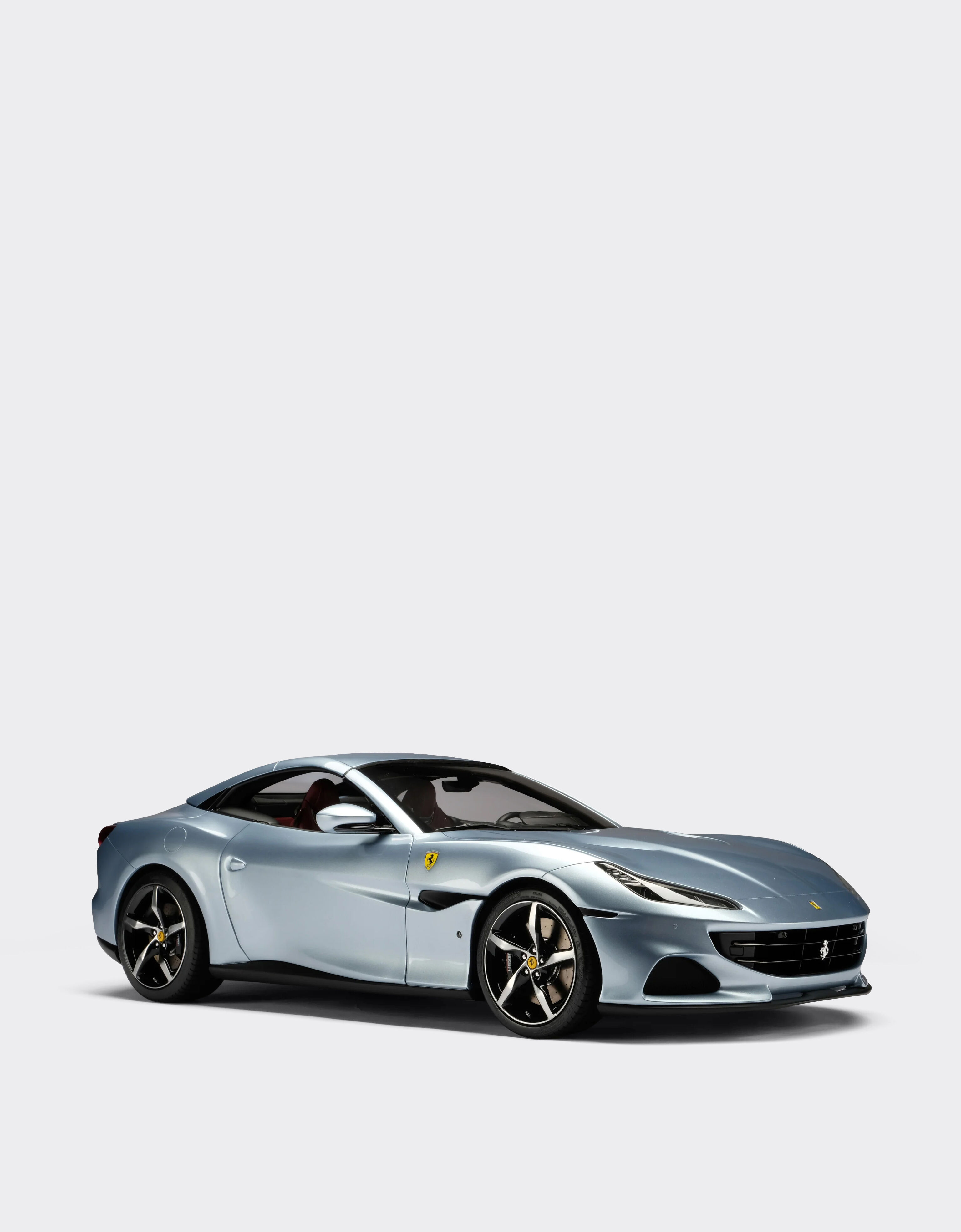 Ferrari 1:8 法拉利 Portofino M 模型车 苏格兰蓝色 F0575f