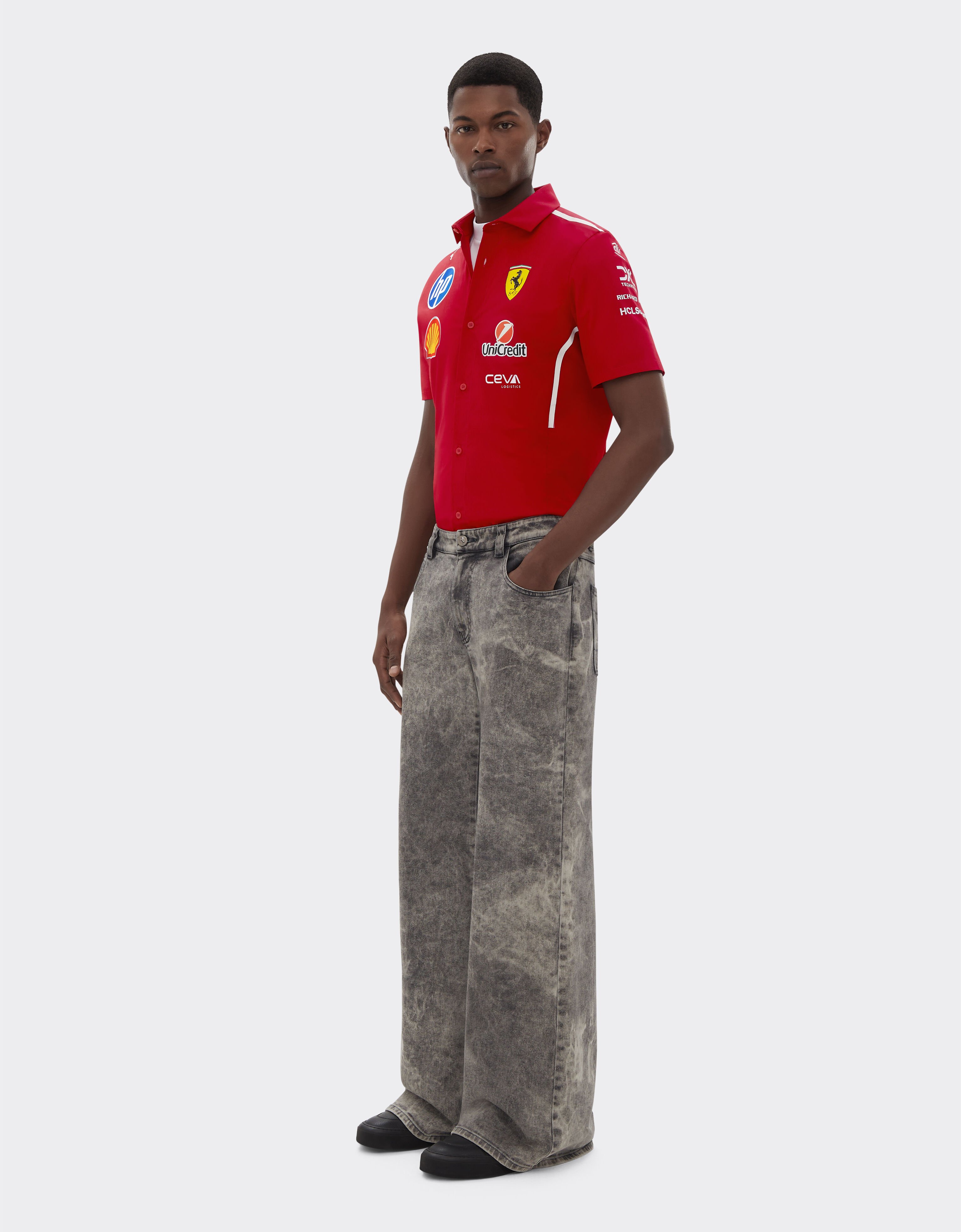 Ferrari Puma 与 Scuderia Ferrari HP 合作款2025车队衬衫 樱桃色 LA01Zf