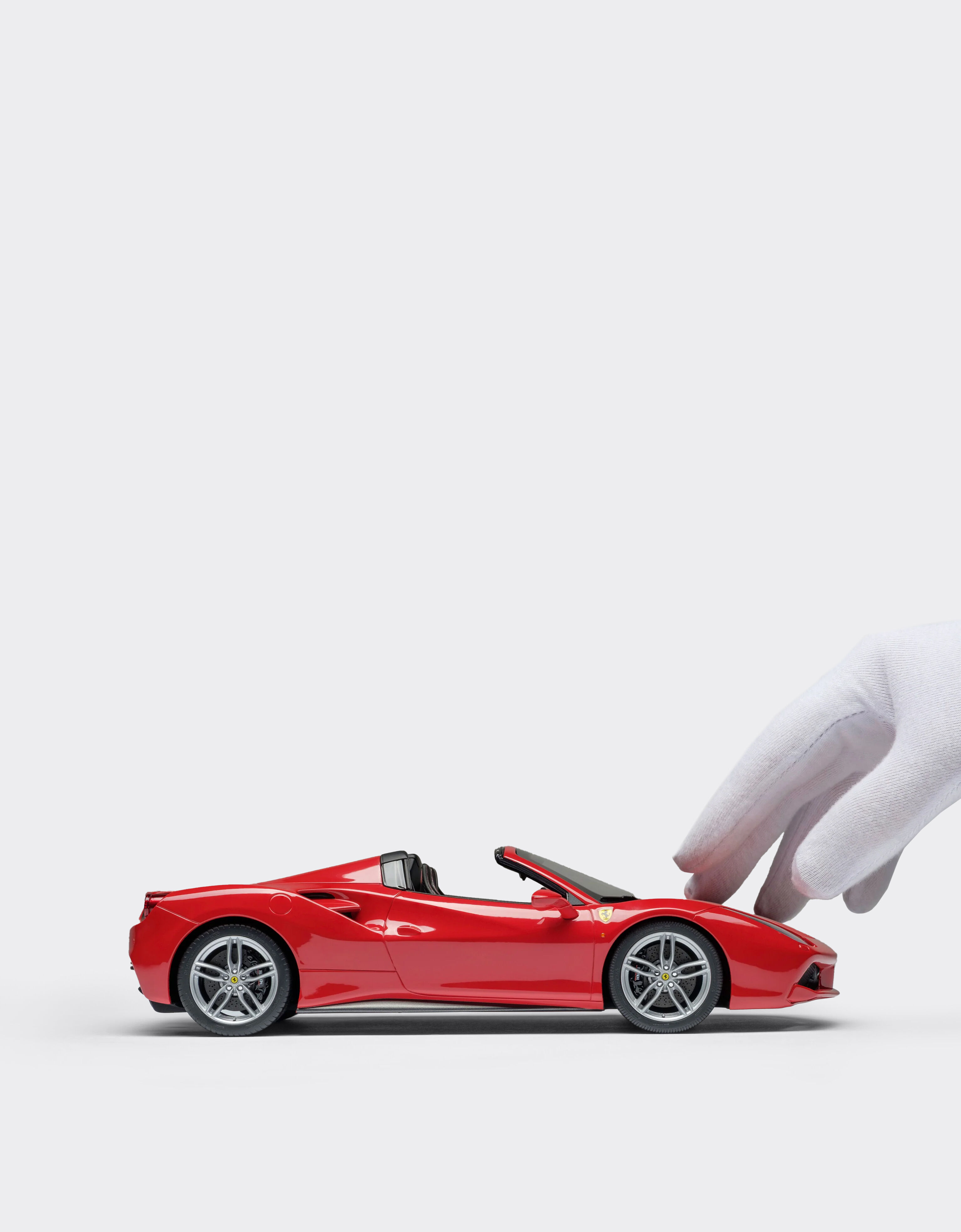 Ferrari Ferrari 488 Spider model in 1:18 scale Red L7598f