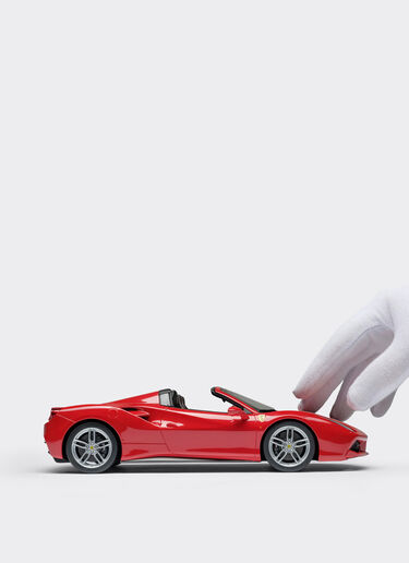 Ferrari 488 Spider model in 1:18 scale Ferrari Ferrari 488 Spider model in 1:18 scale Red L7598f