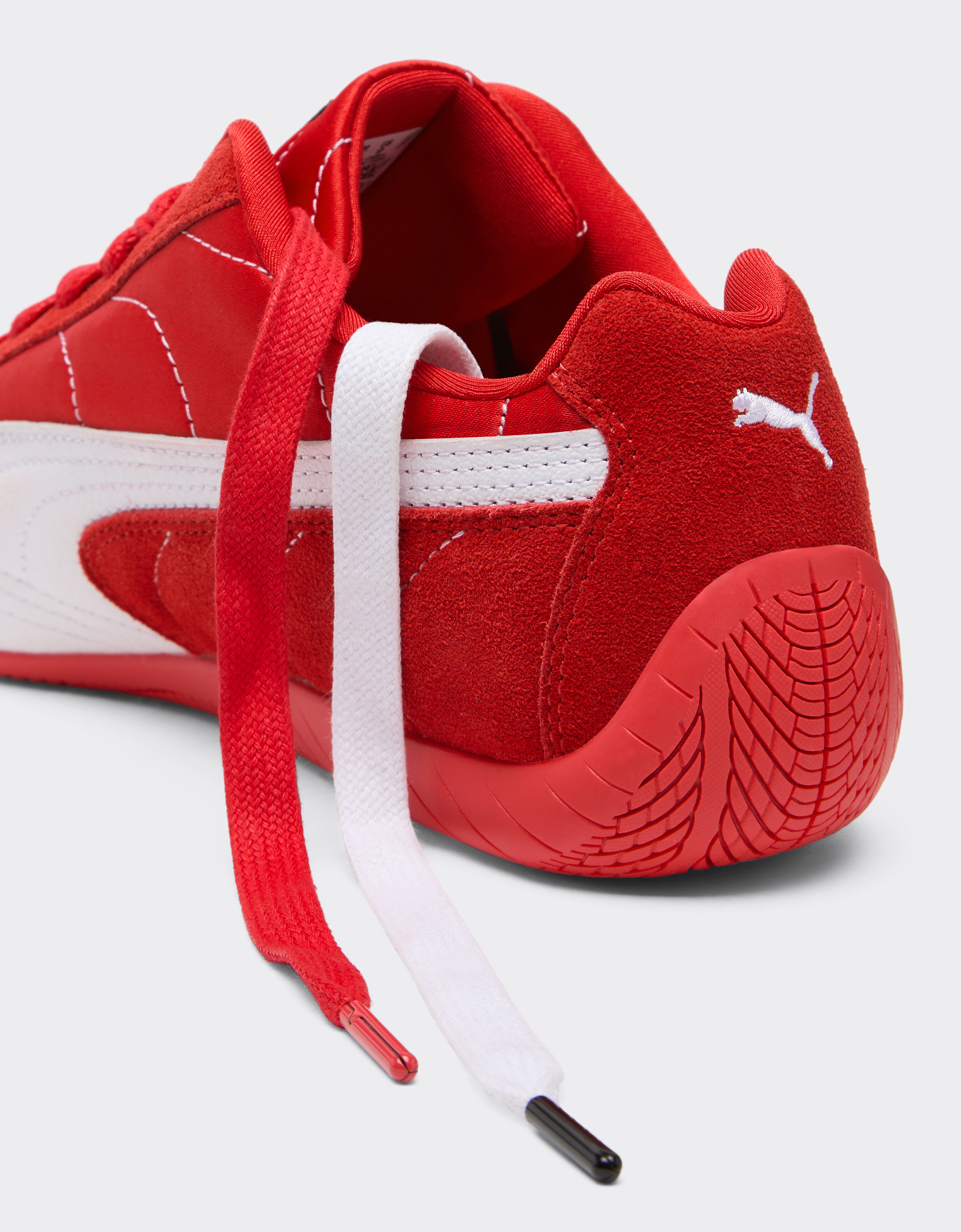 Ferrari Puma 为法拉利HP车队2025年蒙扎大奖赛打造的限量版 Rosso Corsa 红色运动鞋 Red LA0BMf