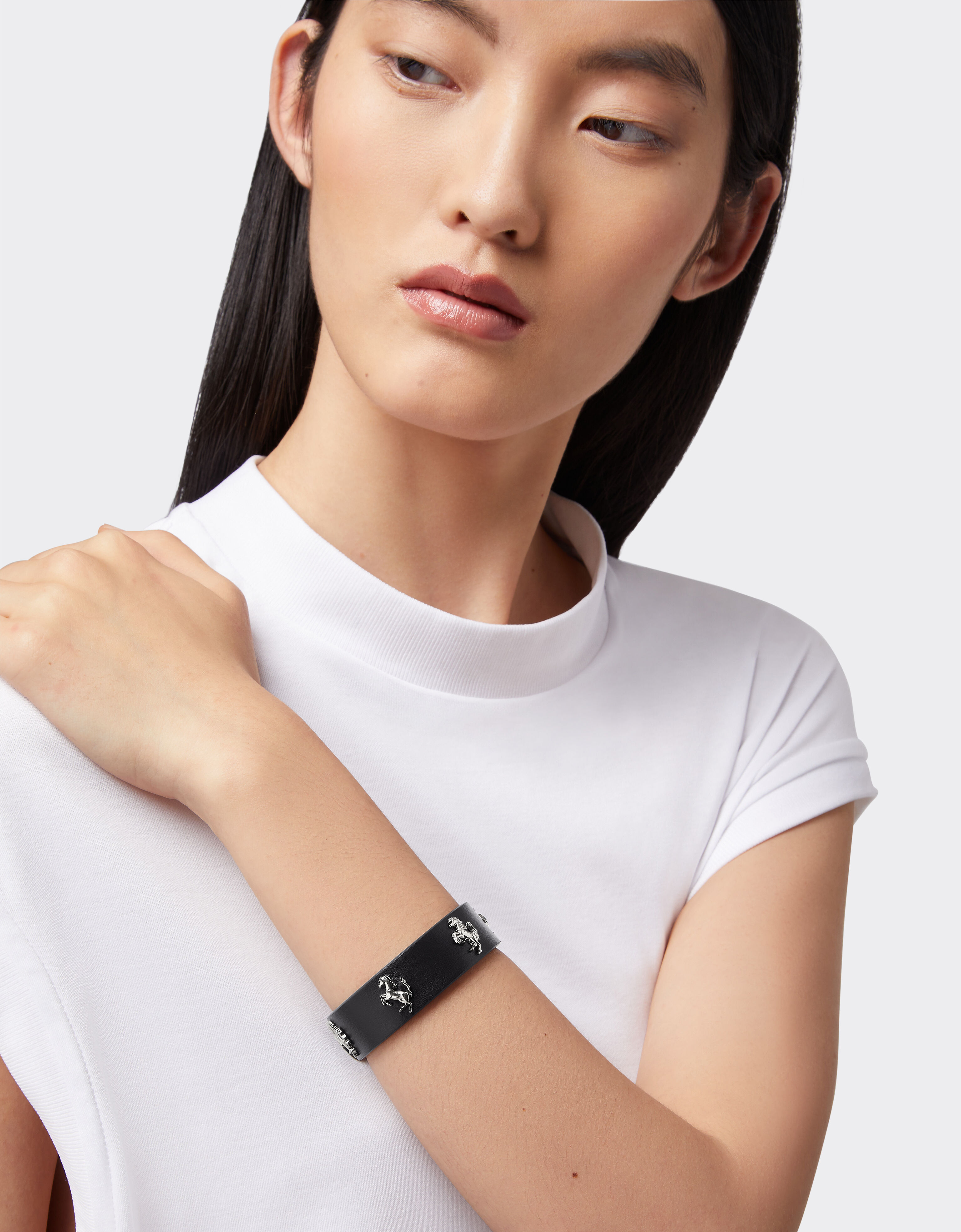 Ferrari 铆钉黑色皮革手环 黑色 20257f