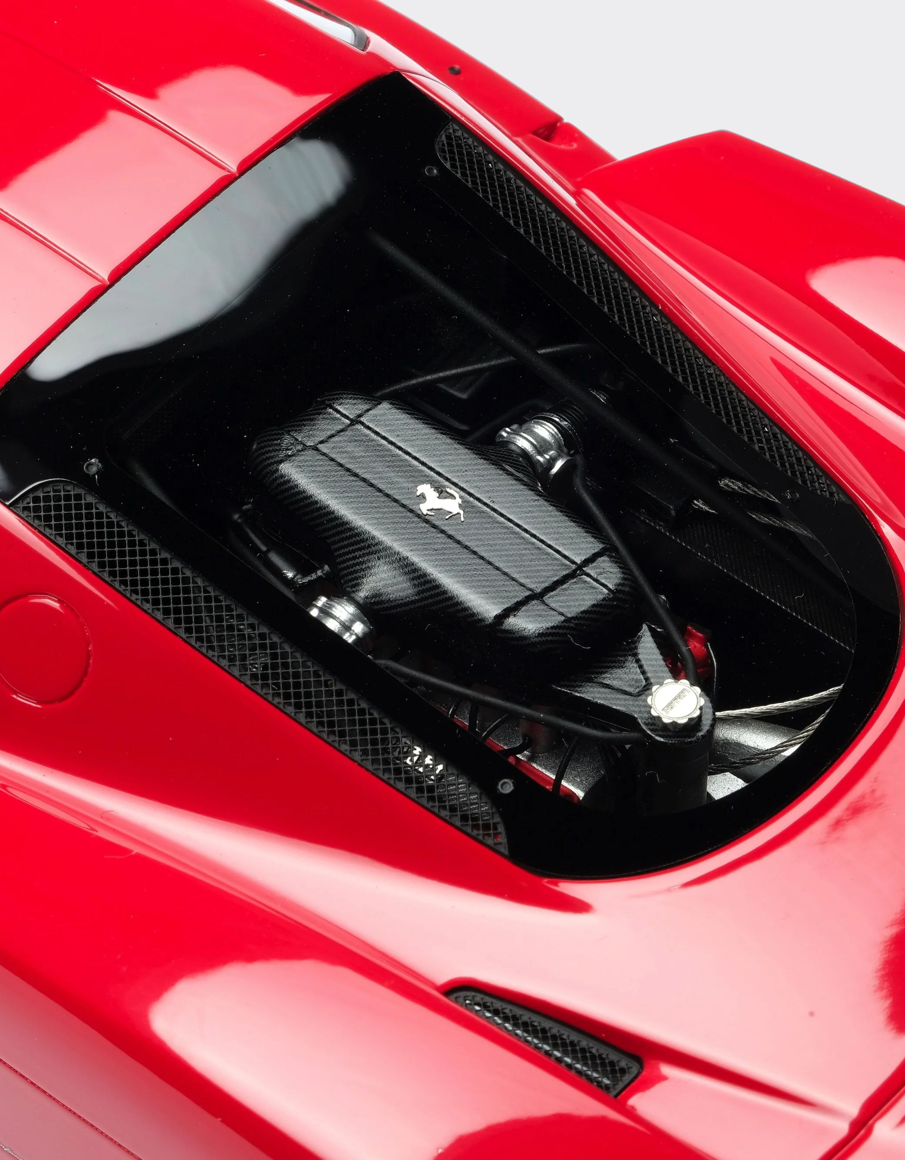 Ferrari Ferrari Enzo model in 1:18 scale 红色 L7814f